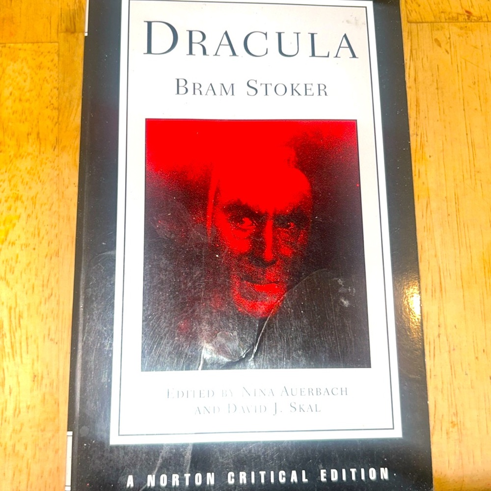 Dracula book